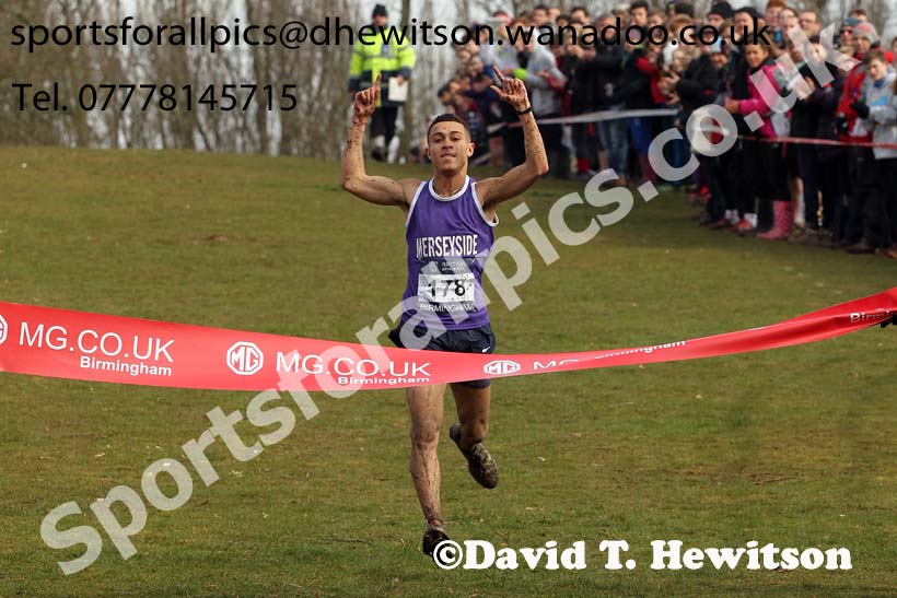 Matthew Shirling (Merseyside) wins the under-20 mens Inter Counties Cross Country, Cofton Park, Birmingham. Photo: David T. Hewitson/Sports for All Pics